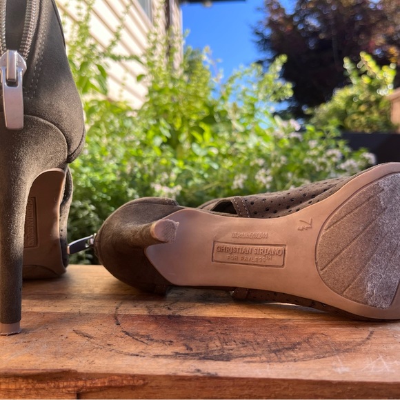 Forest Green Open Toe Heels - Picture 4 of 5